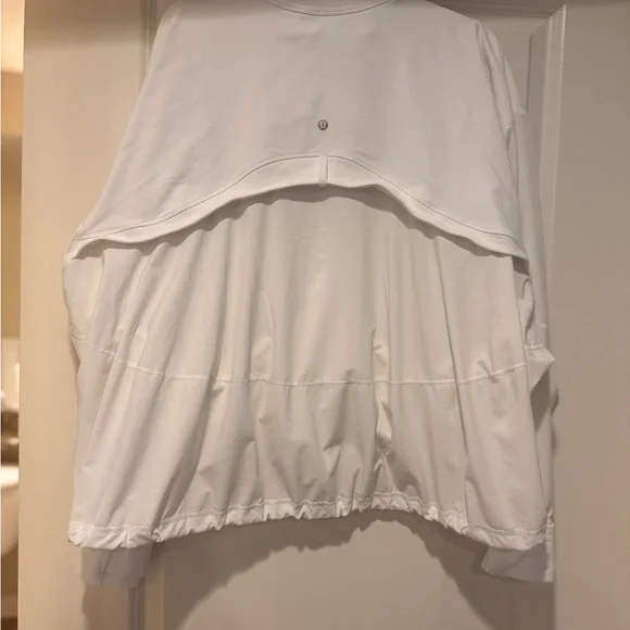 Lululemon Define Oversized Jacket in White - Picture 6 of 8